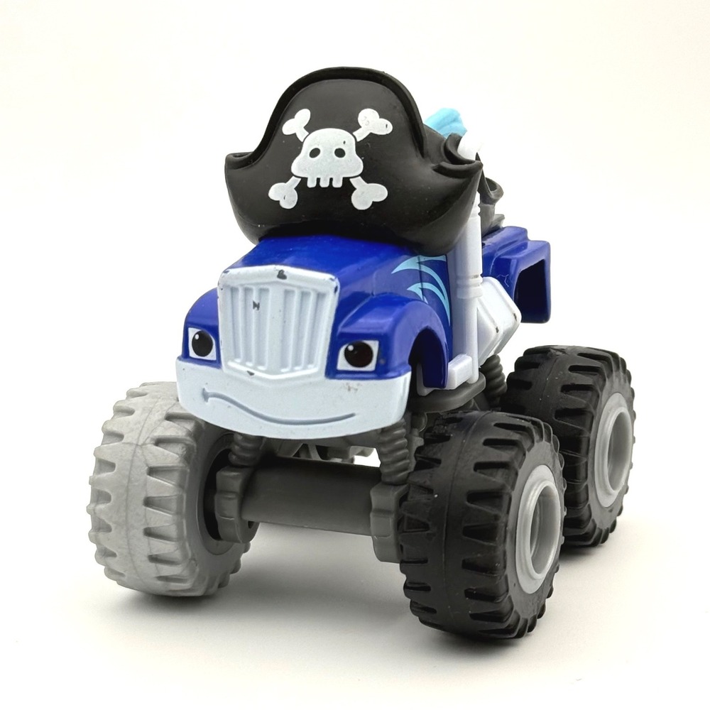 Fisher-Price Blaze and the Monster Machines Pirate Crusher Die-Cast Truck GFD98